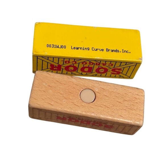 Thomas The Train Lot Of 2 Sodor Shipping Cargo Magnetic Blocks - Picture 4 of 6